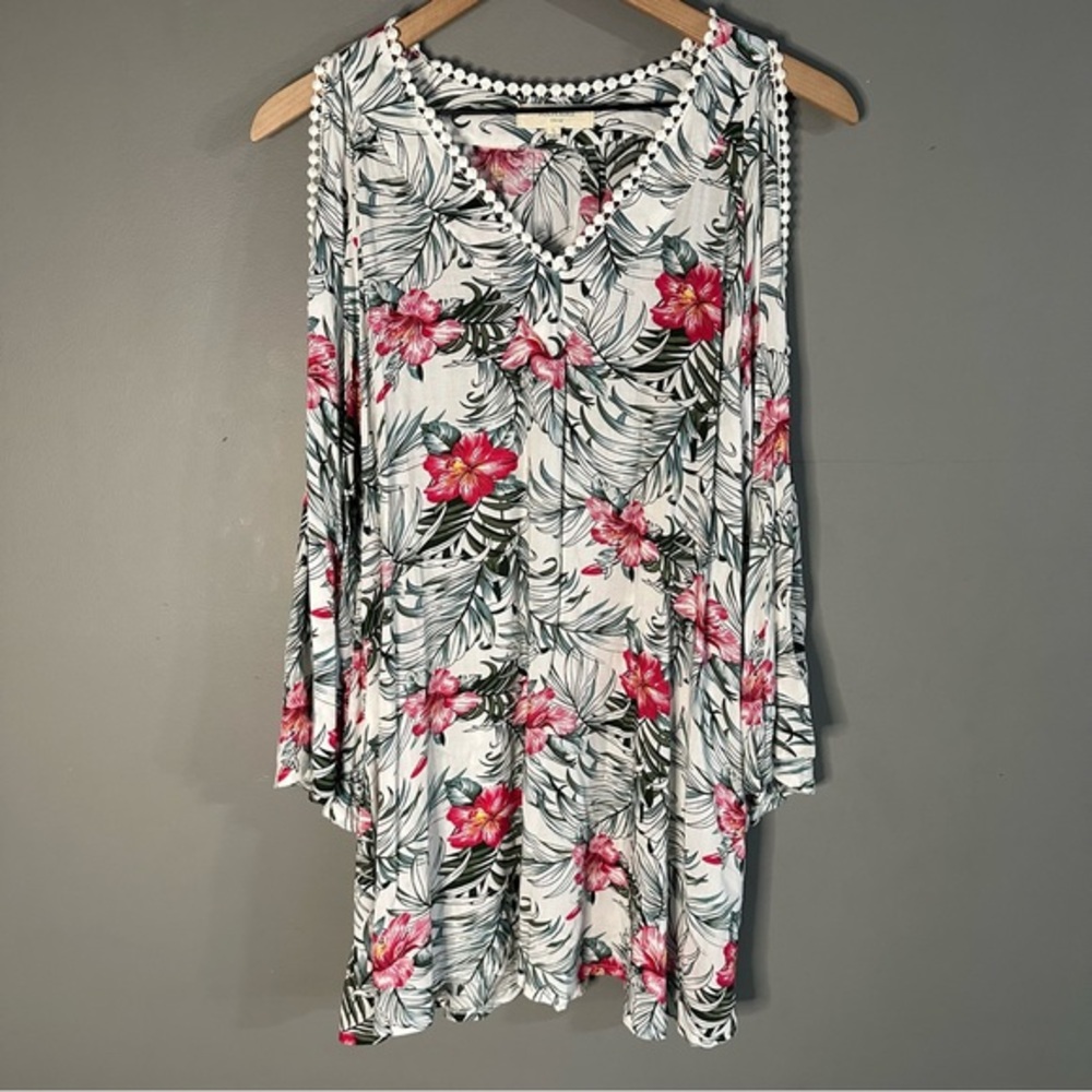 Solitaire Swim Cold Shoulder Cover-Up | Topical‎ Lily